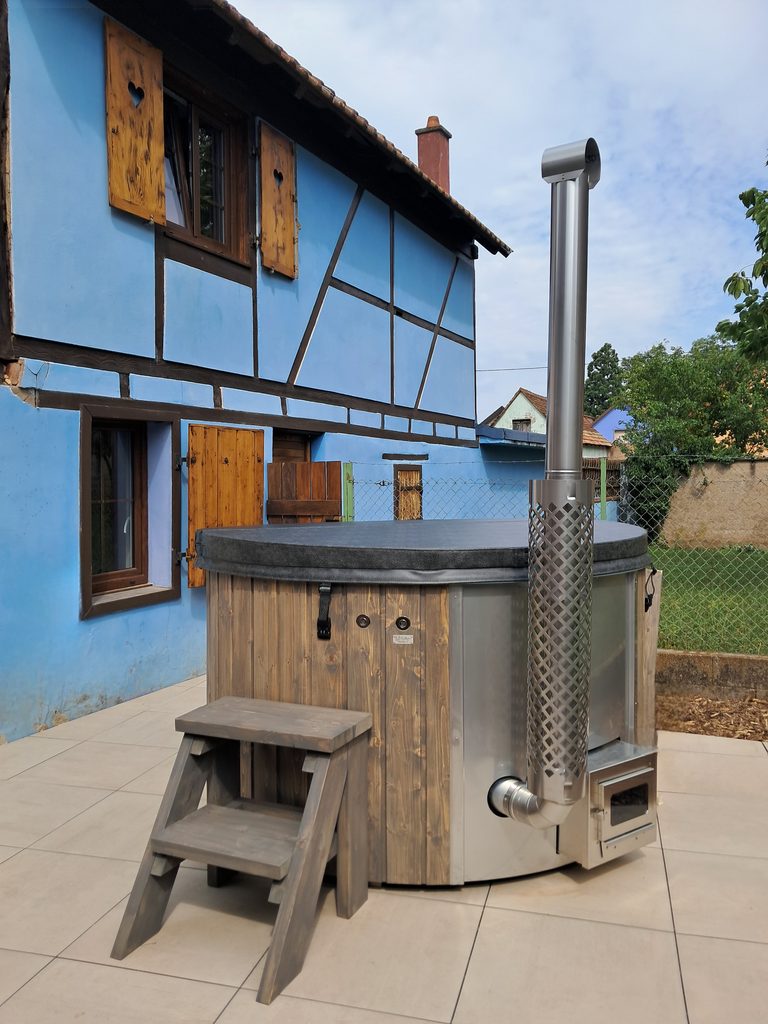 Bain nordique caldarii jazzii compact 1500 dans un gite à Niedernai en Alsace