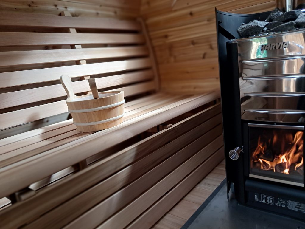 Poele a bois sauna pod caldarii dans le Jura