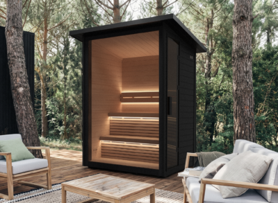 Sauna cabine 4 places sur une terrasse extérieure